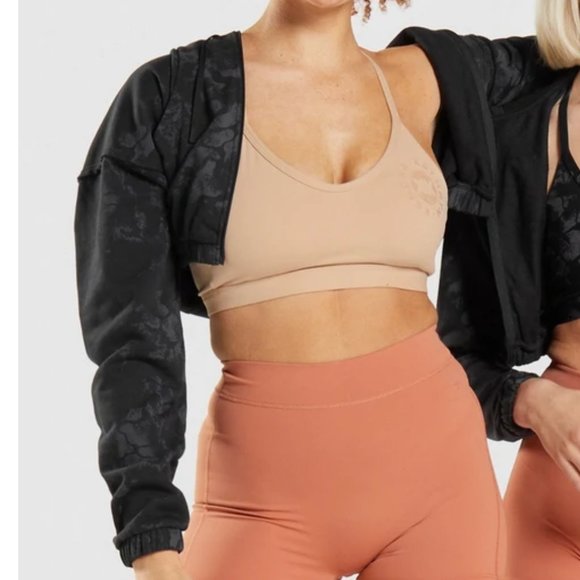 NWT GYMSHARK KK FIT CROP HOODIE SZ XS BLACK CAMO - Picture 1 of 8